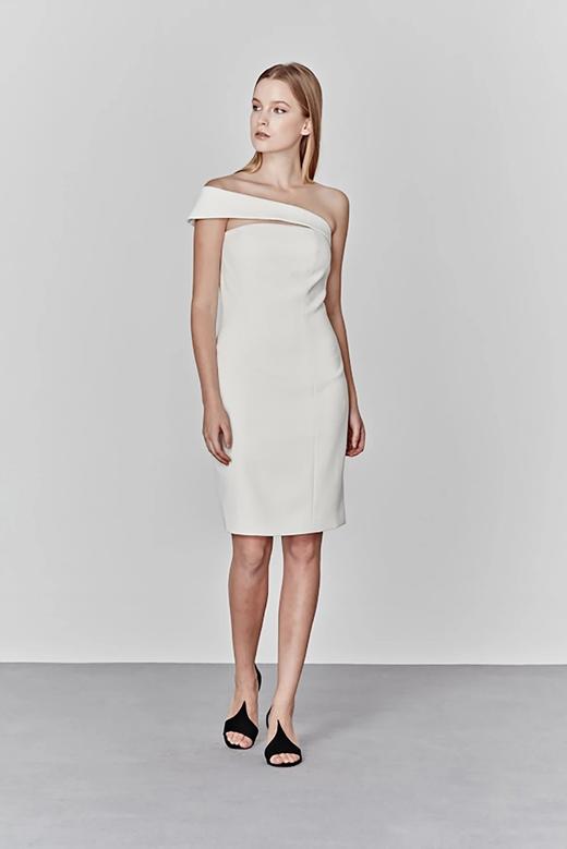 Atelier Miss Lu/ Blanche- 白色斜肩抹胸小礼服 商品图4