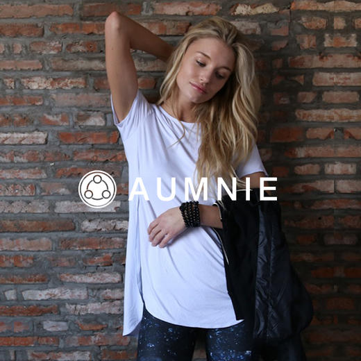 AUMNIE | 经典高低开叉T恤，休闲瑜伽服上衣，超苏服~ 商品图2