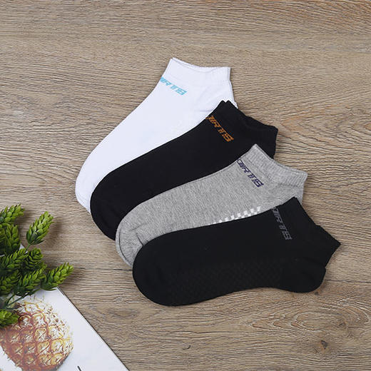 休闲浅口运动男袜 18x5611101