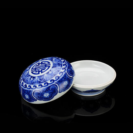 青花如意纹五福捧寿印泥盒（五两） 商品图2