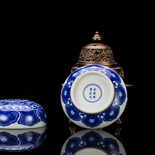 青花如意纹五福捧寿印泥盒（五两） 商品图3