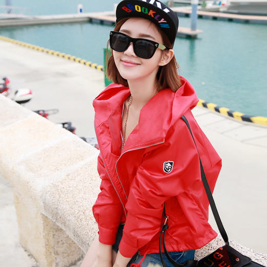 韩都衣舍2019秋装女装新款韩版宽松蝙蝠袖连帽薄短外套LD5113潤 商品图4