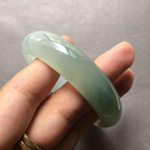 糯冰种晴水化地厚庄翡翠手镯56 商品图7