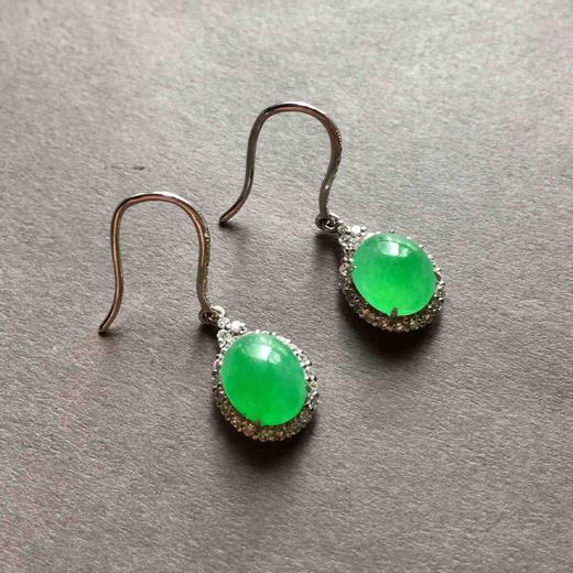 冰种阳绿翡翠蛋面耳坠18k白金钻石镶嵌 商品图5