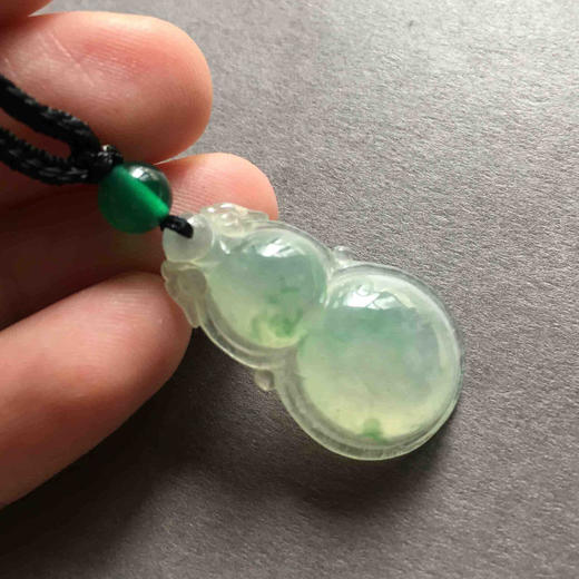 冰种飘阳绿厚庄翡翠葫芦 商品图7