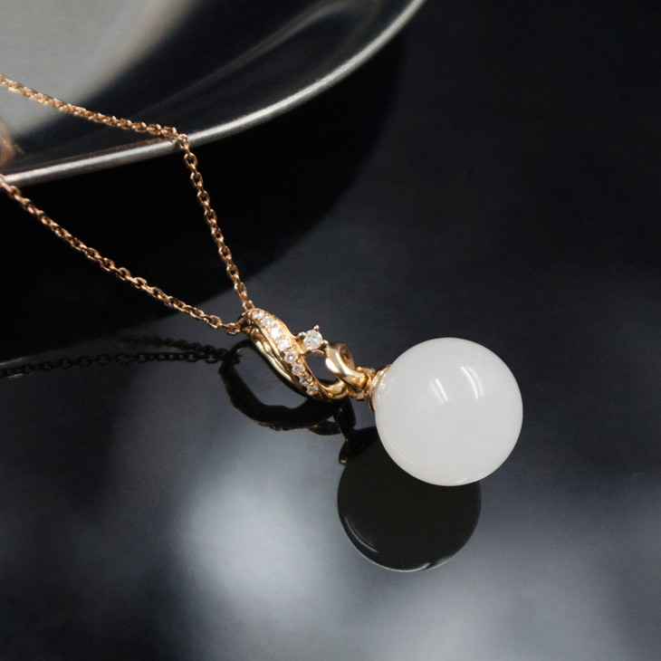 18k玫瑰金和田玉白玉镶钻玉珠吊坠海洋之珠玉珠10mm