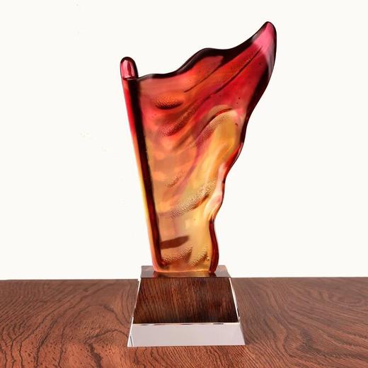 先进工作者奖杯 红旗奖杯 旗手奖杯琉璃奖杯定制优秀党务工作奖杯 商品图2