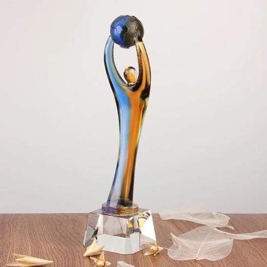 傲领全球 琉璃奖杯定制水晶奖杯 纪念品定做创意礼品 琉璃摆件 商品图2