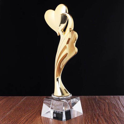 金属奖杯定制 爱心奖杯活动纪念品奖杯 水晶 定制水晶奖杯 商品图1
