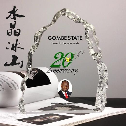 水晶冰山奖牌奖杯水晶定制定做纪念品创意加盟牌免费刻字 商品图0