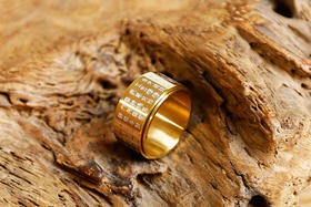 金光钛钢指环，可转动戒指