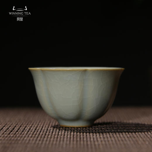 问鼎汝瓷收藏款天青小葵口杯（缺货） 商品图0