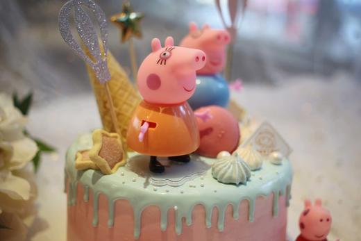 卡通主题款 小猪佩奇一家四口 冰淇淋甜筒 商品图1