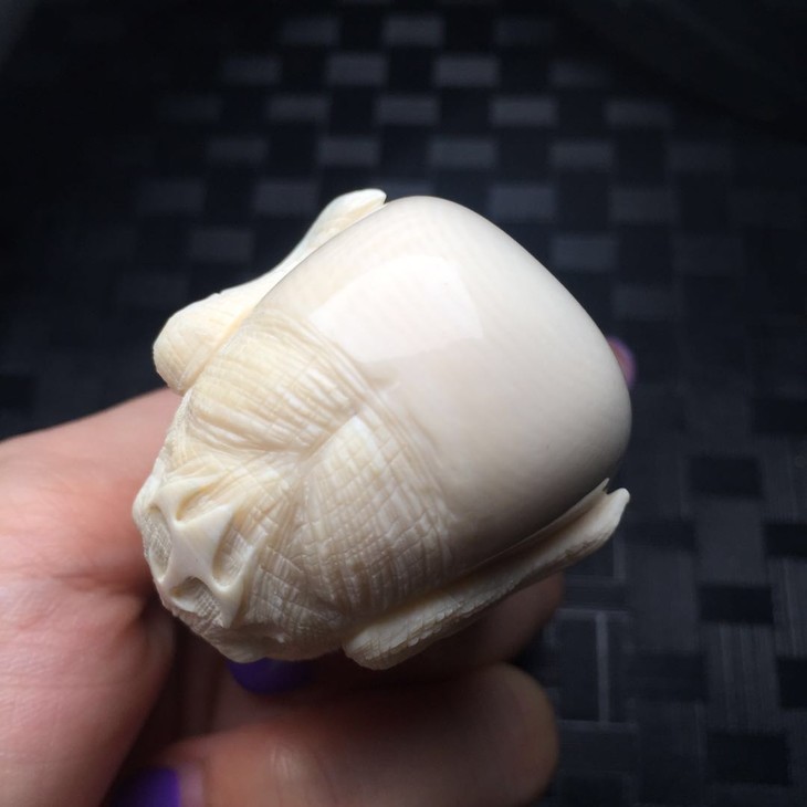 【47480】猛犸象牙吉象手把件