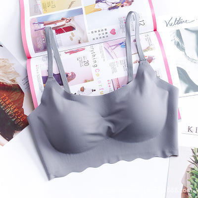 超舒服 会呼吸的空气无痕冰丝内衣 点胶无痕一片式无钢圈文胸睡眠 商品图3
