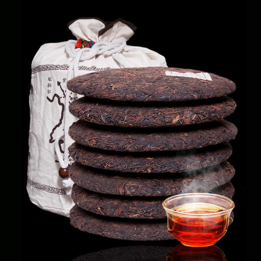 吉顺号勐海三年陈普洱熟茶七片整提购2499g 商品图1