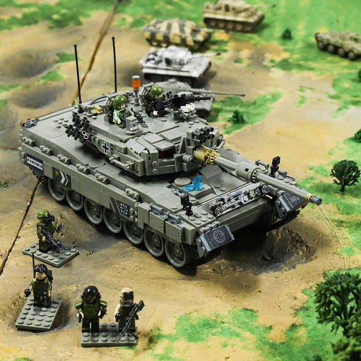 【德国装甲】精品仿真豹2坦克模型积木 商品图0