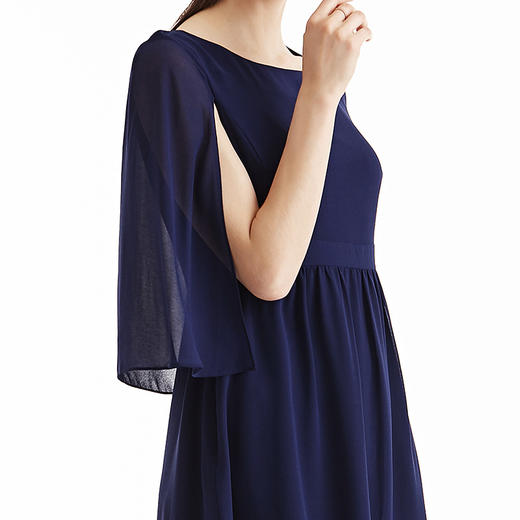 EITIE爱特爱女装夏季新品披肩五分袖高腰纯色连衣裙女夏5507296 商品图4