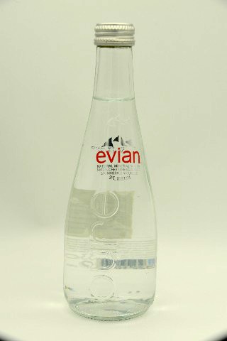 依云玻璃瓶330ml