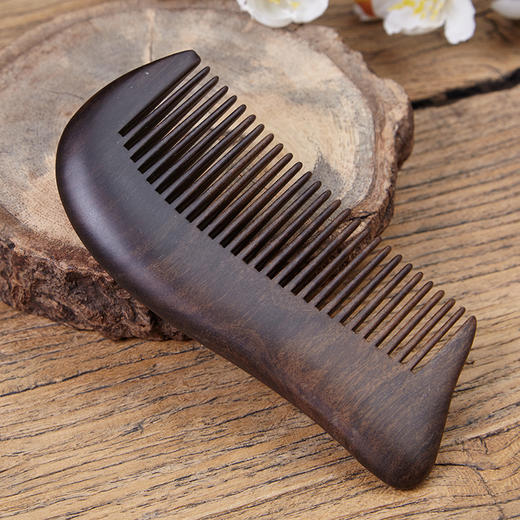 周广胜丨天然木梳沉贵宝古夷苏木滑面木梳子