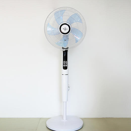 和我爸一样年龄的杭州乘风电风扇老杭州小时候的记忆