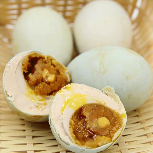 衡水湖烤鸭蛋 五香味 蛋黄糯糯的沙沙的