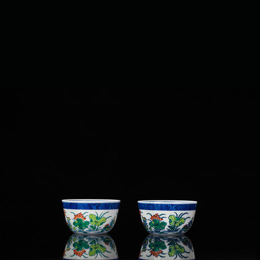 宝瓷林青花斗彩荷塘鸳鸯杯 商品图2