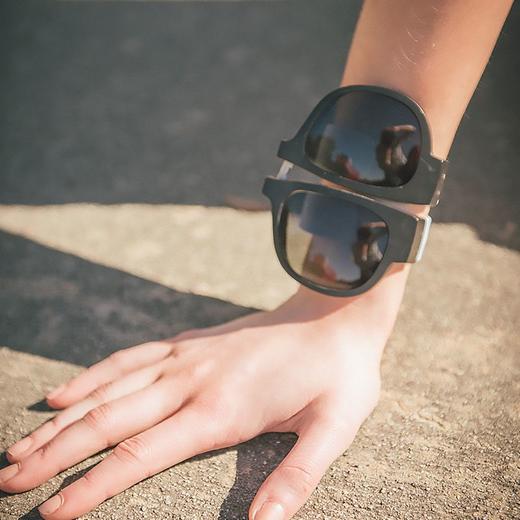 【出游爆品】可折叠太阳眼镜潮流啪啪圈偏光手环眼镜运动户外骑行墨镜 商品图0