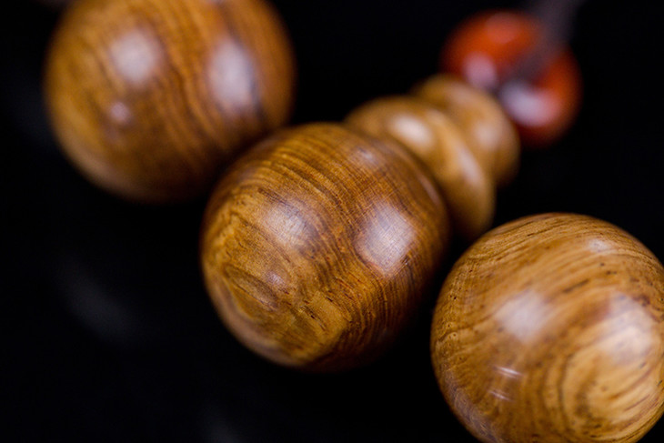 1813颗海黄糠梨黄金底顺纹带水波h27