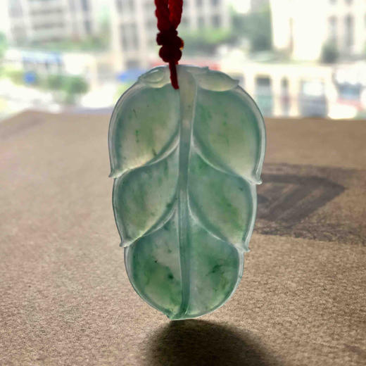 冰种飘阳绿翡翠叶子 商品图8