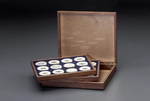 【实木泉匣】黑胡桃双层实木喷绒钱币收藏盒(SR) 商品图0