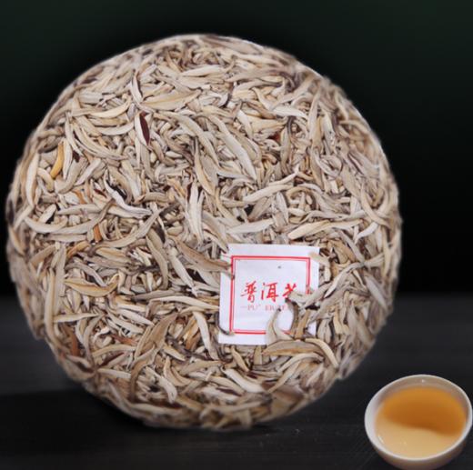 吉顺号茶业2014年银芽白饼100g/饼 商品图1