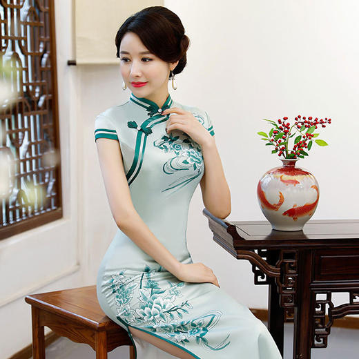 清香雅致高档丝绸修身旗袍裙 jlm2249