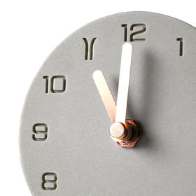 创意时计  “穿越”