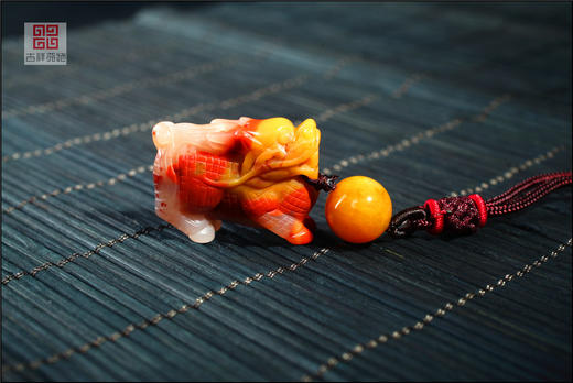 吉祥天地    天然彩玉麒麟挂坠  送礼佳品 商品图2