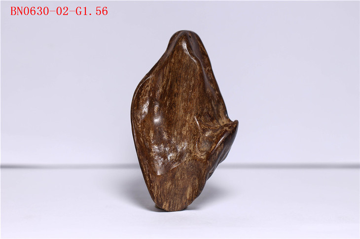 56  香至尊-15.21g 达拉干沉水原木沉香挂件