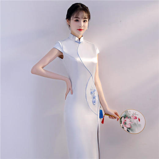 【扇舞】民族风绣花流苏,开衩优雅长款旗袍yzy - 俏江南旗袍旗舰店