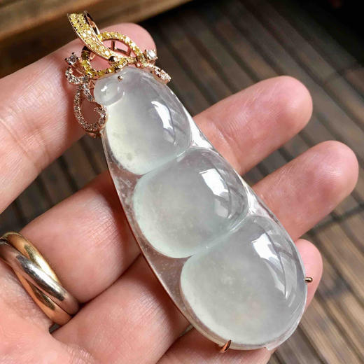 冰种翡翠超大福豆18k玫瑰金钻石镶嵌 商品图7