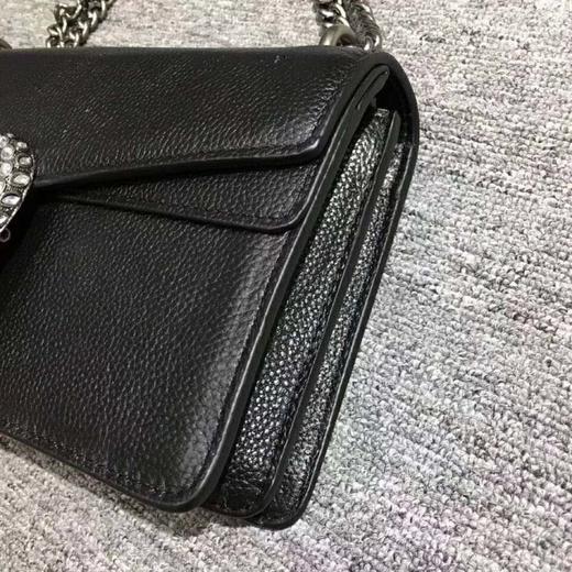 女士时尚舒适百搭头层荔枝纹黑色酒神链条包v070451