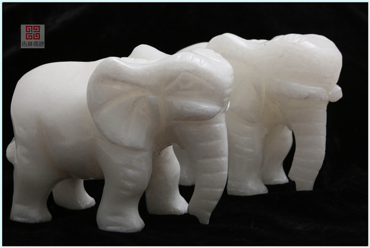吉祥天地    汉白玉大象 摆件