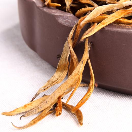 【买1送1】2026滇红茶蜜香大金芽吉顺号高档红茶 大金芽蜜香型滇红茶100g/盒 商品图4