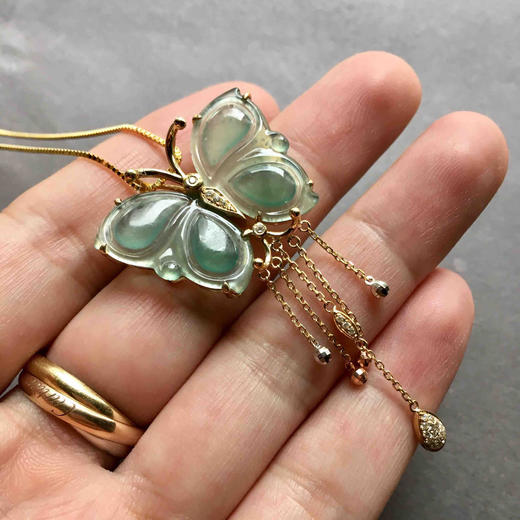 冰种晴水蓝水蝴蝶翡翠吊坠 商品图6