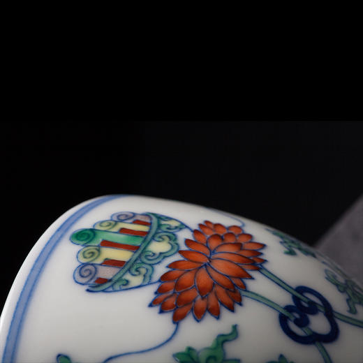 宝瓷林青花斗彩博古多宝杯 商品图1