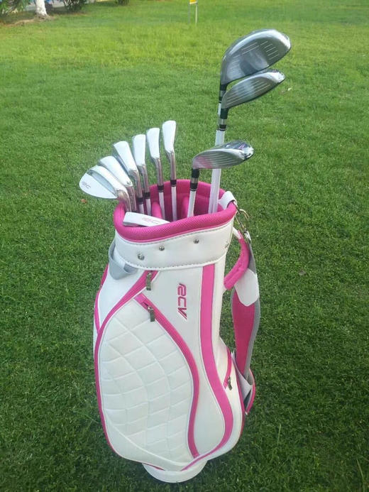 原装 正品 新款 RC 高尔夫球杆 女士套杆ROYAL COLLECTION会员价4999元储值卡会员4750元 商品图0