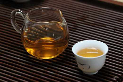 澜沧古茶2011年001大饼普洱茶生茶景迈古树老茶干仓357g 商品图7