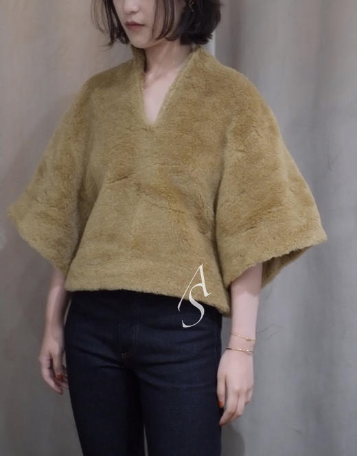 TOTEME 奶咖色Azzuro仿生毛树冠型上衣 商品图3