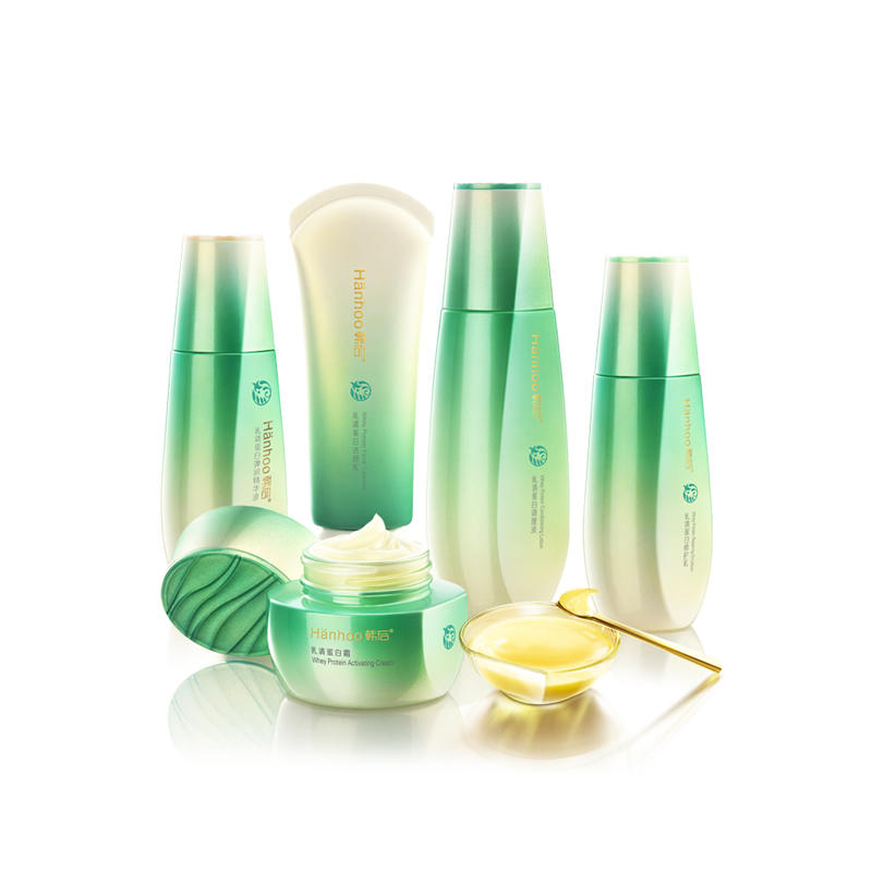 韩后乳清蛋白弹润珍享套装礼盒