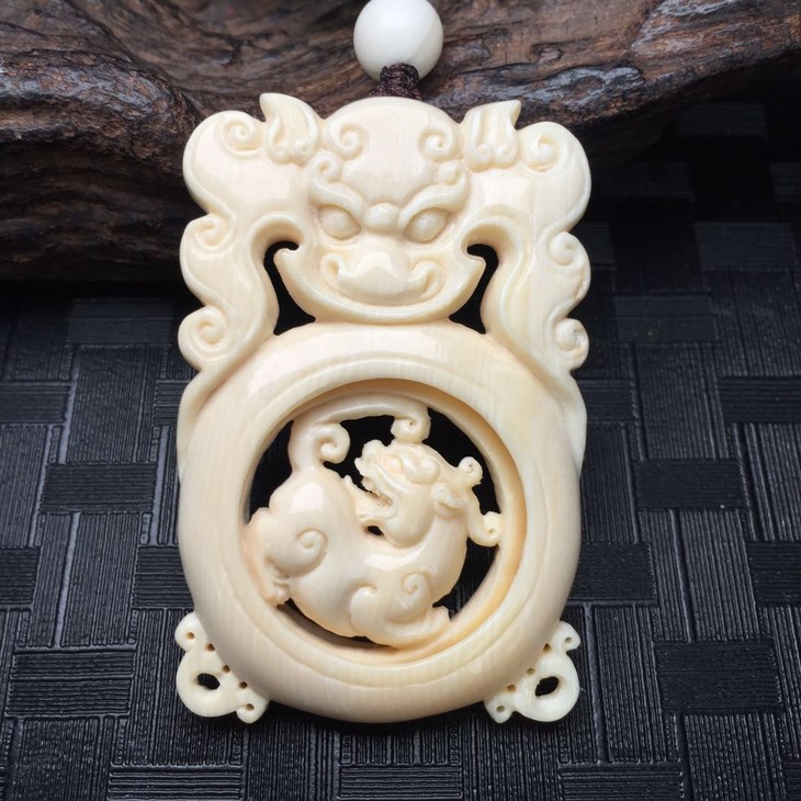 d48605猛犸象牙麒麟挂件
