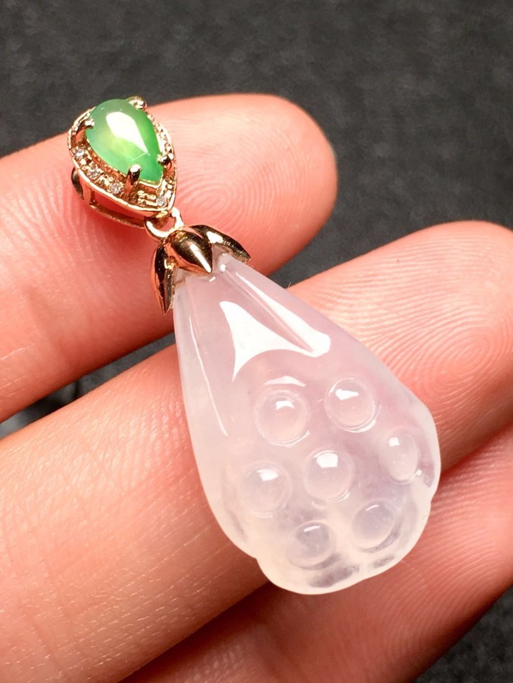 z1645翡翠冰种莲蓬吊坠