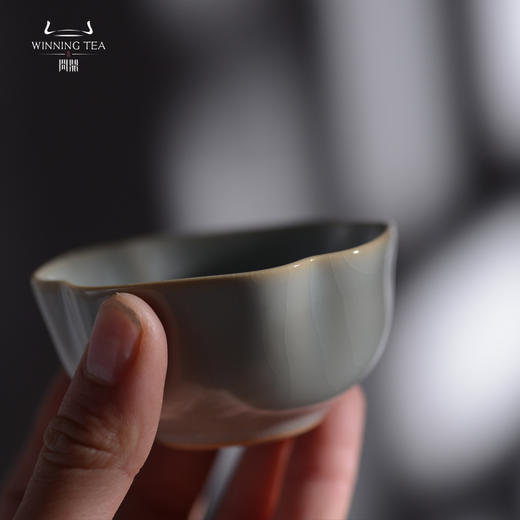 问鼎汝瓷天青收藏款菱式方杯（缺货） 商品图1